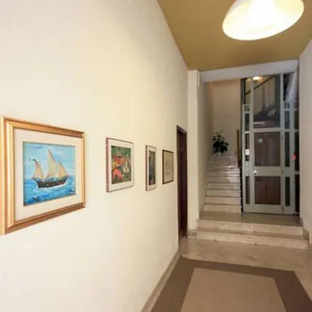 Lovely In Centro Appartamento *